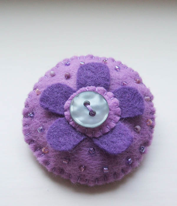 flower_brooch.jpg